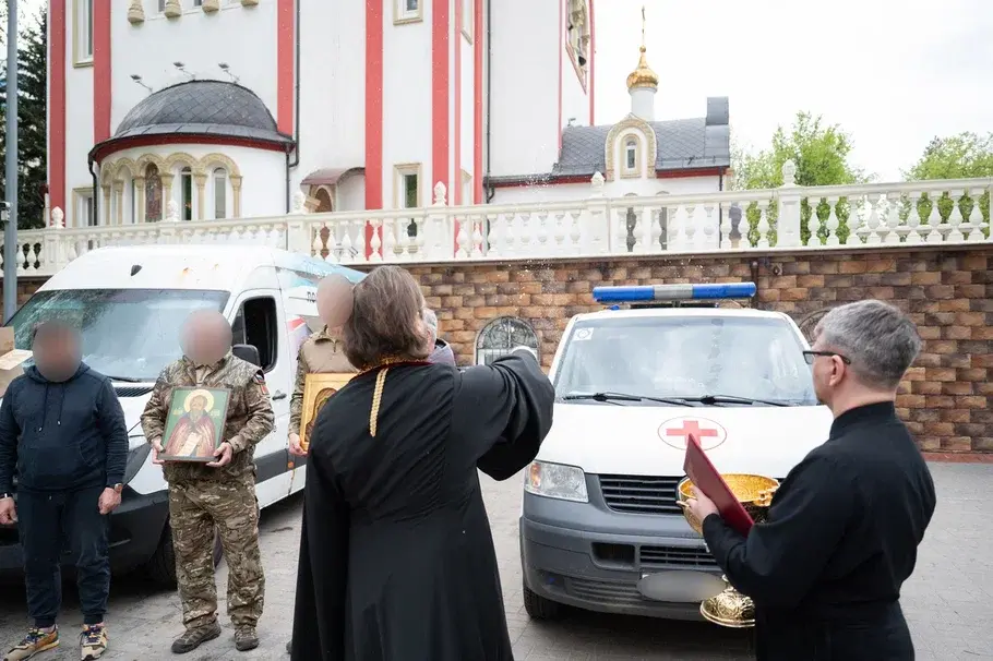 Куличи бойцам на СВО отправили жители Ленинского округа