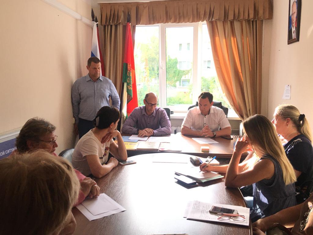 Состоялась встреча со старостами сельских населенных пунктов и председателями СНТ территориального отдела «Горки Ленинские»