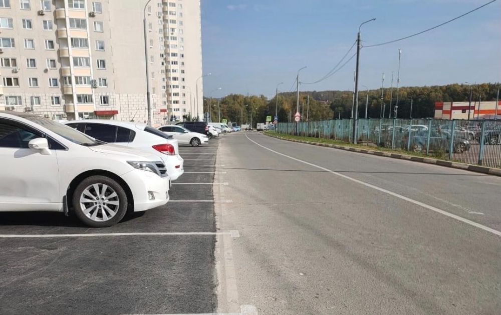 В Ленинском городском округе обеспеченность местами для парковки автомобилей в жилом секторе составляет в среднем 35-40%