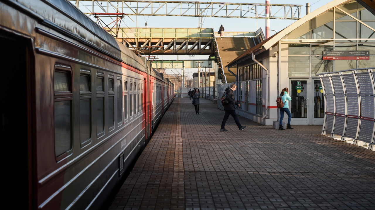 Жителей Подмосковья призвали напомнить детям о правилах безопасности на железной дороге