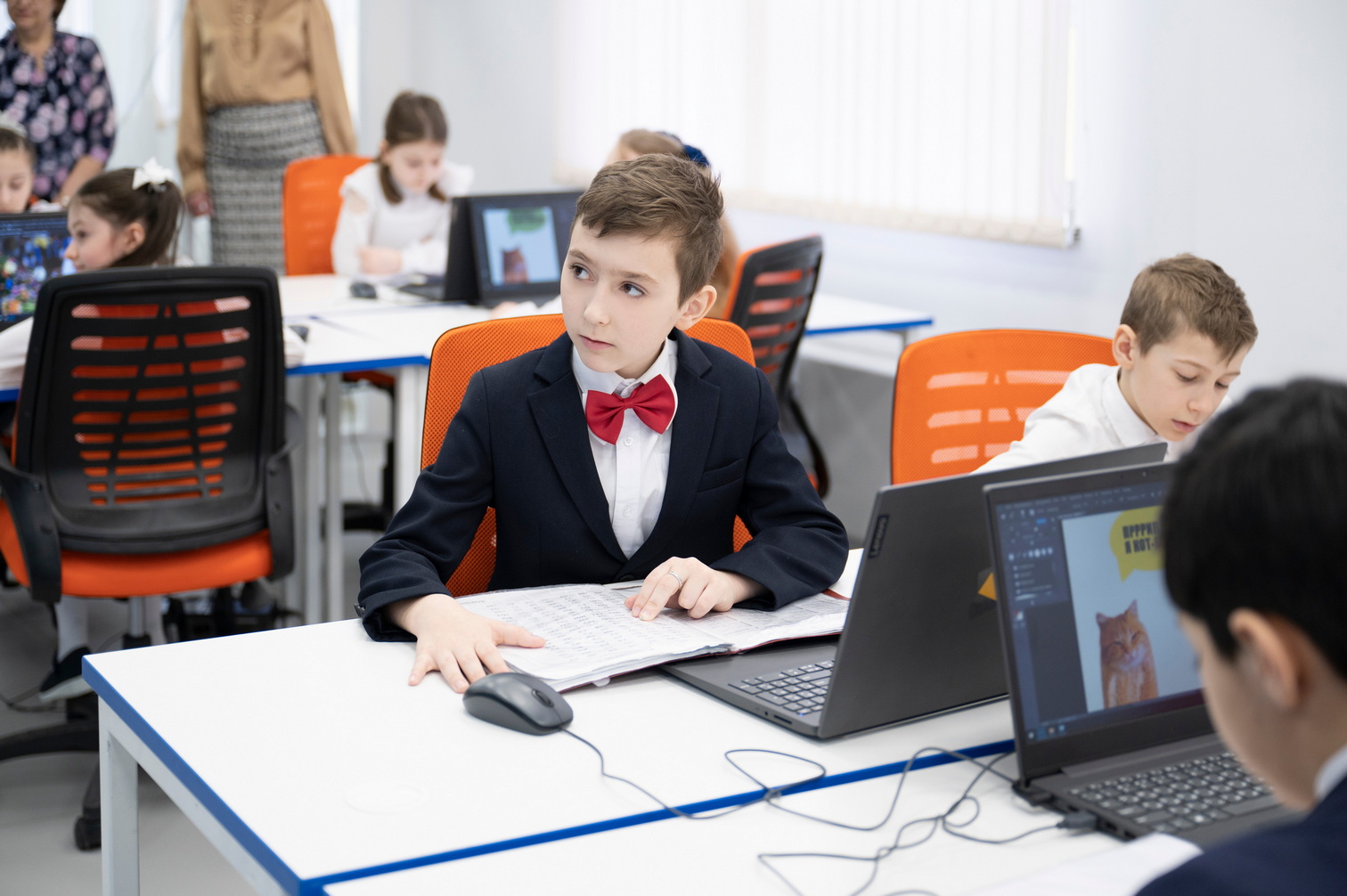 Порядка 500 школьников занимаются в центре цифрового образования «IT-куб» в Ленинском округе