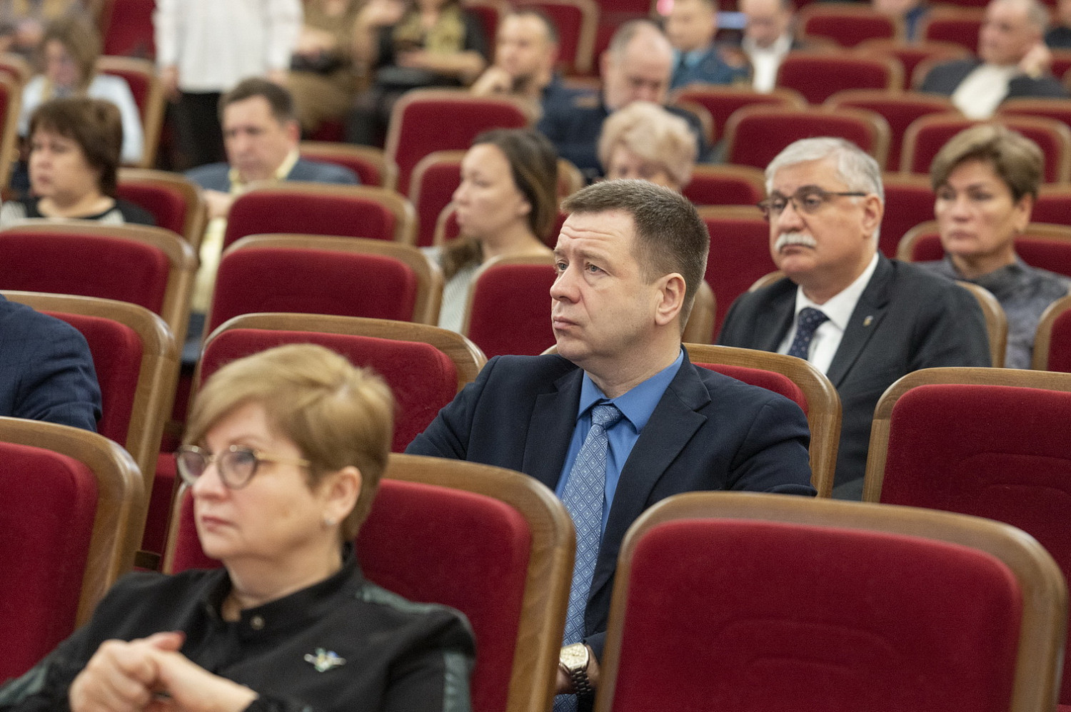 Глава Ленинского округа Алексей Спасский провел еженедельное оперативное совещание